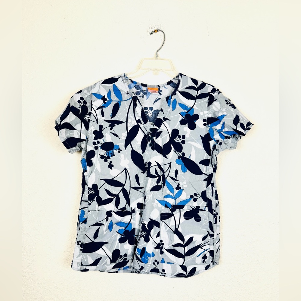 Barco Uniforms Scrub Top Womens Medium Navy, White and Gray